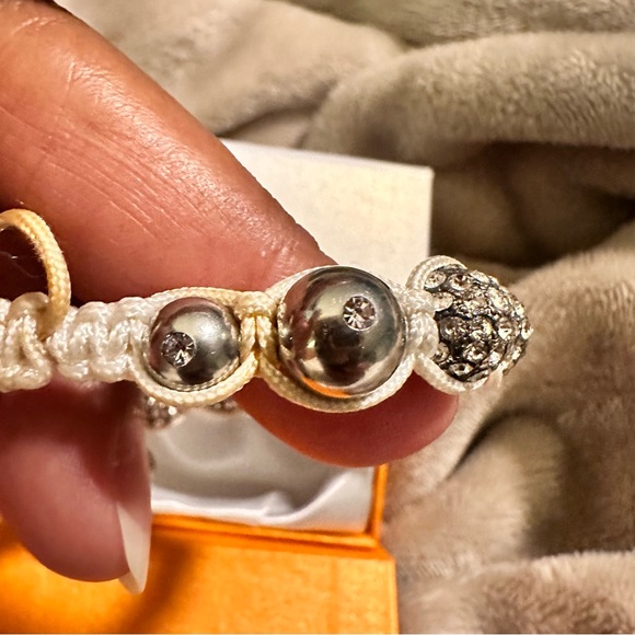 PRELOVED Joseph Nogucci Glitter Glam White Beaded Silver Glitz Bracelet - Picture 7 of 10